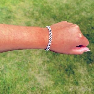Cuban chain link bracelet
